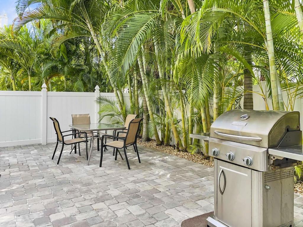 Spacious Updated Condo Just 2 Blocks To Siesta Key Beach Exterior foto